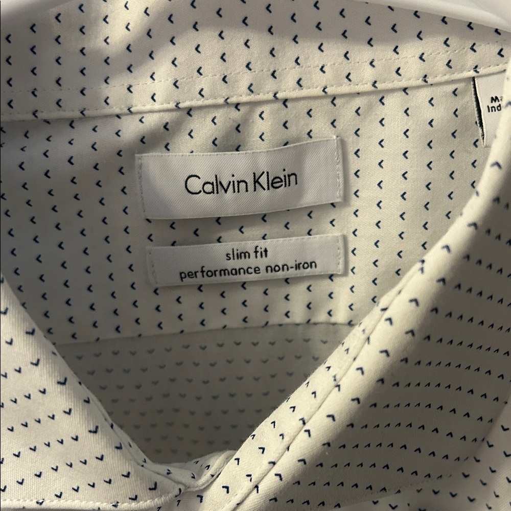 Calvin Klein White and Navy Patterned Dress Shirt